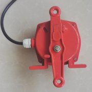 XT-PK型兩級跑偏開關(guān)KBW-220L防爆跑偏開關(guān) XT-PK型兩級跑偏開關(guān)KBW-220L防爆跑偏開關(guān)