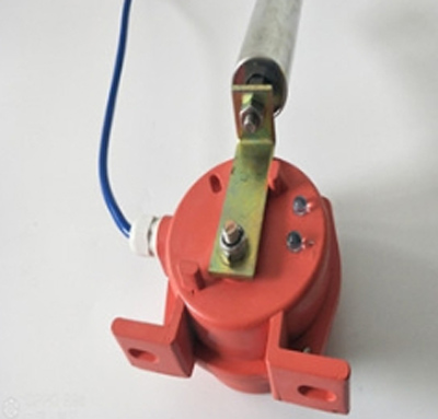 TLP-100-145防爆兩級(jí)跑偏開關(guān)、TLP-120-130刮板機(jī)用兩級(jí)跑偏開關(guān)廠家