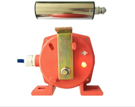 XA-02GKH-10-30-A卓信220V 不銹鋼跑偏開(kāi)關(guān)、XCRT115跑偏限位開(kāi)關(guān)電廠用價(jià)格